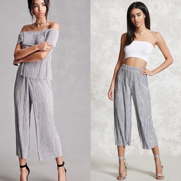 Forever 2 Pleated Silver Metallic 